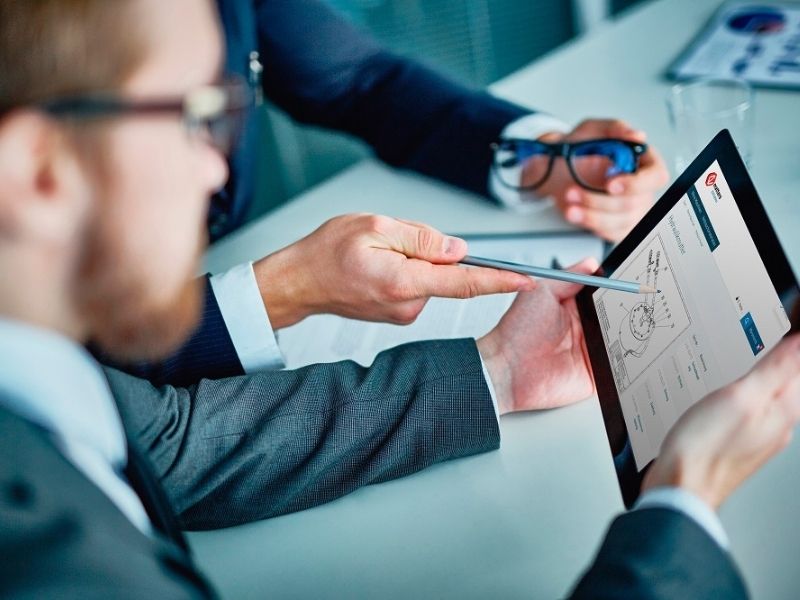 B2B Kundenportal Salesgespraech